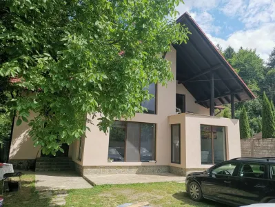 Casa, Dambul Morii, Brasov, in alintul si linistea naturii - foto 2