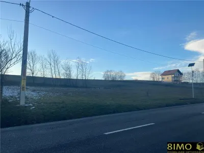 Teren de vanzare 80ml la E85 - Bunesti