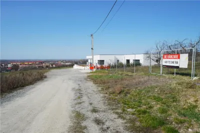 Teren pe deal | 2400 mp - foto 6