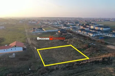 Terenuri pentru constructie case – Sanmartin, limita cu Cihei - Sanmartin
