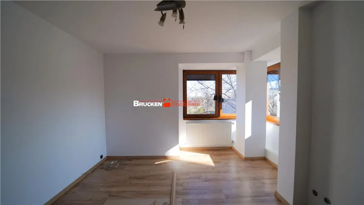 APARTAMENT SPATIOS | 4 CAMERE | CENTRU CIVIC - foto 6