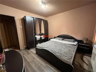 Apartament cu 3 camere de inchiriat - foto 3
