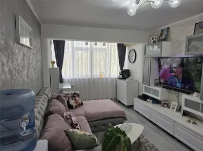 Apartament 3 camere zona Vest - Ploiesti