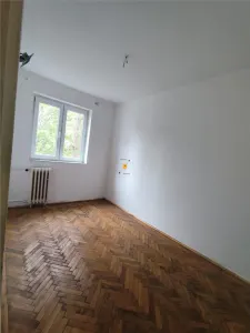 Apartament 3 camere zona Baraolt - foto 6