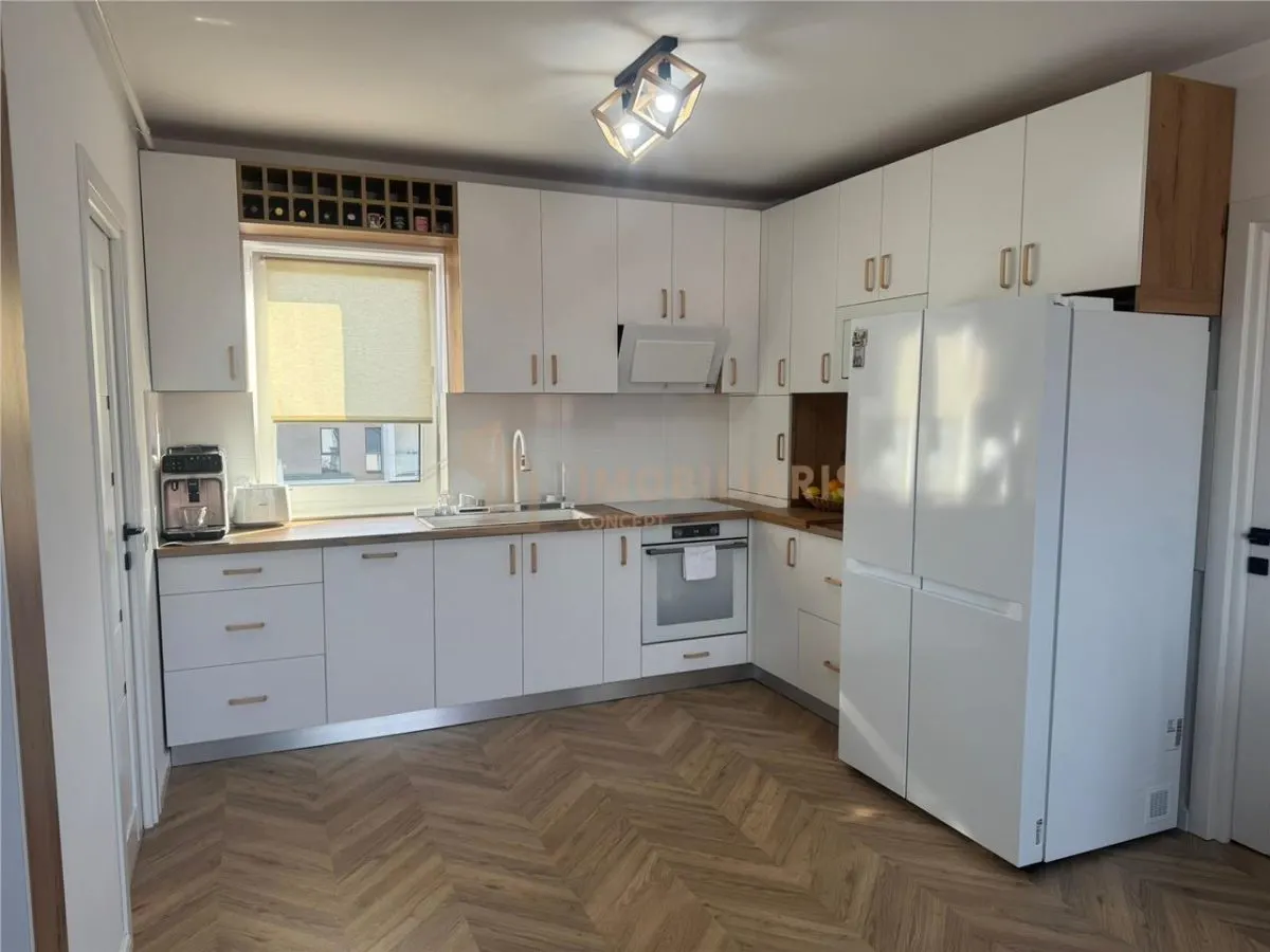 Apartament 3 camere si parcare proprie - foto 1