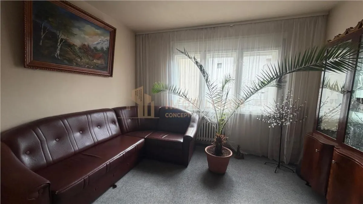 Apartament 300 mp in vila, zona Aleea Romana - foto 1