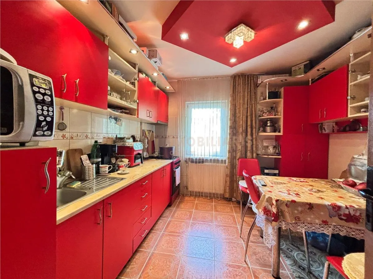 Spatiu comercial la inchiriat - foto 3