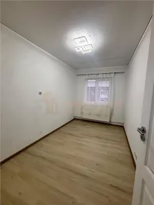 Chirie apartament 3 camere partial mobilat - foto 6