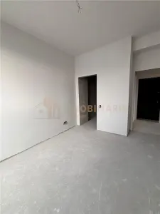 Apartament 3 camere bloc nou - foto 8