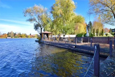 [VIDEO] VILA CU PONTON SI TEREN 11.000MP LAC SNAGOV DE VANZARE - Snagov