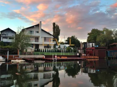 Vila superba cu ponton lac Snagov de vanzare - Snagov