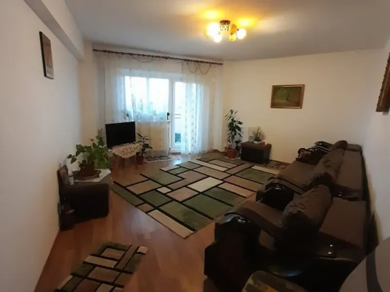 Vanzare apartament 5 camere de tip duplex, in zona Mihai Bravu (ID 486) - foto 1