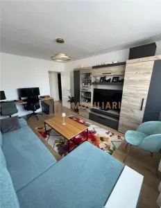 Apartament 4 camere - zona Republicii - foto 2