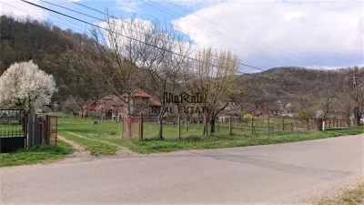 Casa si 3919 mp teren intravilan  in  Bucuresci, jud. Hunedoara - foto 4