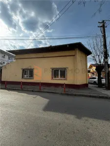 Casa batraneasca cu teren zona Centrala - Buzau