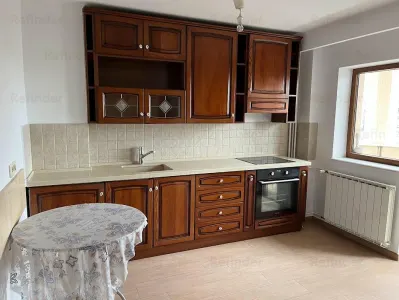 Vanzare apartament 3 camere | Bdul Libertatii | vedere bulevard | etaj 4/8 | decomandat | 88mp utili | amenajat | - foto 4