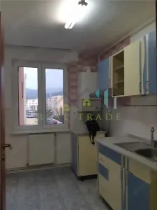 Apartament 2 camere etajul 2 zona Calea Bucuresti - foto 2