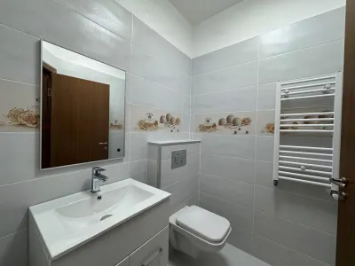 Inchiriere apartament 3 camere mobilat si utilat LUX | centrala proprie| loc de parcare-garaj | Pipera - Drumul  Bisericii | - foto 11