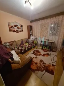Apartament 4 camere, 2 bai, zona Gemenii - Brasov