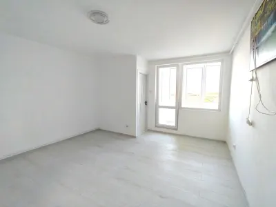 Garsoniera renovata etaj intermediarzona Noua - foto 2