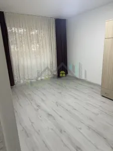 Apartament 2 camere decomandat zona Astra - Brasov