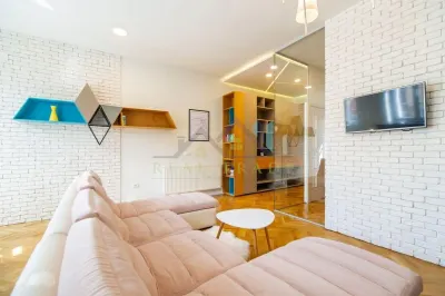 Apartament 2 camere renovat Centrul Istoric - foto 3