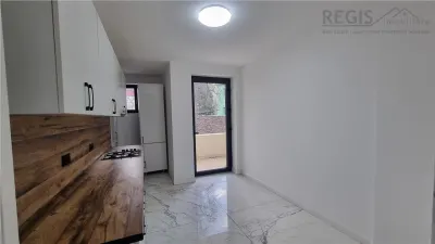 Vila - Bloc modern de 11 camere zona Centrul Civic , Onix - foto 19
