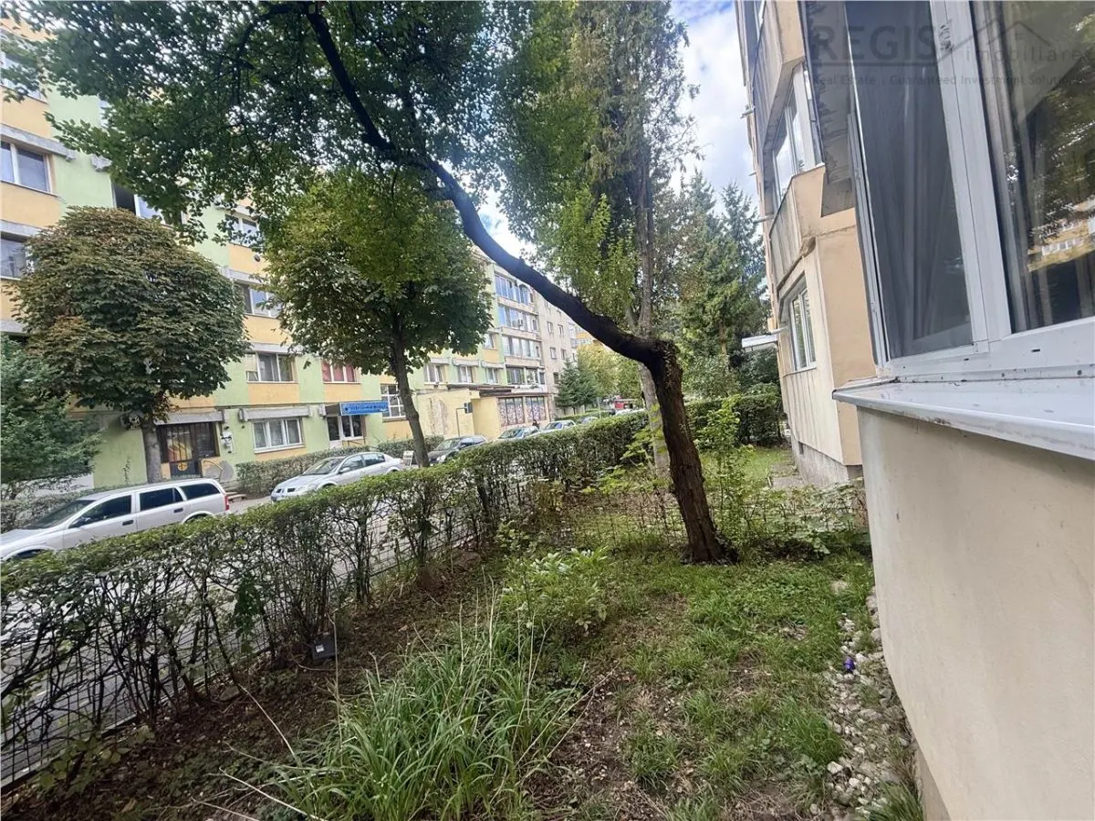 Apartament 2 Camere, Decomandat, Parcare, Astra Brasov - foto 11