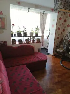 Apartament 3 camere etaj intermediar Tractorul - foto 2
