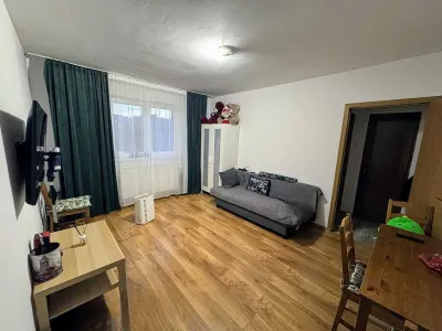 Apartament 2 camere renovat Vlahuta - Brasov