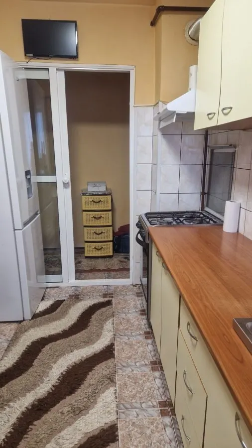 Apartament 2 camere Tractorul - foto 3