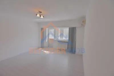 Apartament de vanzare cu 2 camere, zona Decebal - Bucuresti