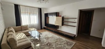 Apartament 3 camere decomandat Drumul Poienii - Brasov