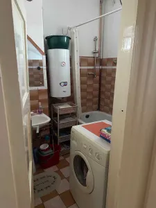 Apartament 2 camere decomandat Calea Bucuresti - foto 6