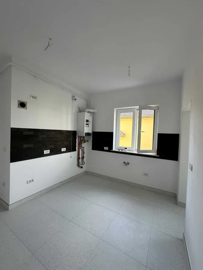 Apartament 3 camere decomandat central - foto 4