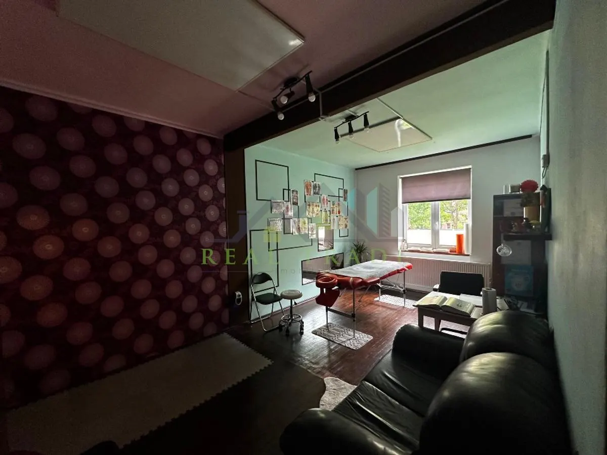 Vanzare apartament 2 camere decomandat zona Judetean, Brasov - foto 3