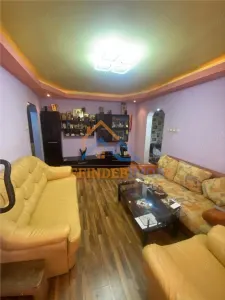 Apartament de vanzare cu 3 camere, zona Titan - Bucuresti