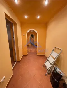 Apartament de vanzare cu 3 camere, zona Trapezului - foto 6