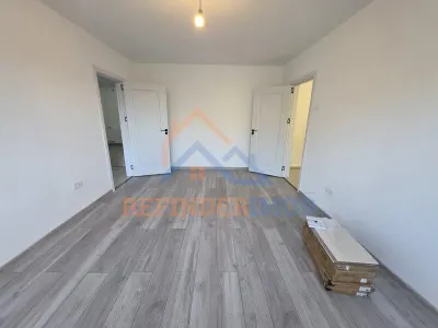 Apartament de vanzare cu 3 camere, renovat, zona Titan - Piata Minis - Bucuresti