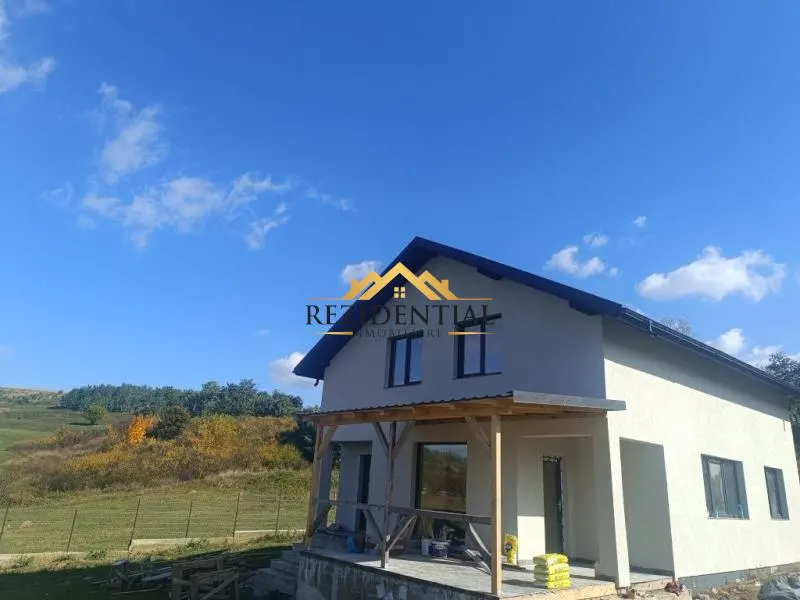 CASA CU MANSARDA - foto 1