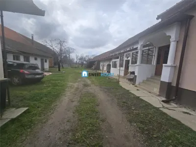Spatiu Liniste si Libertate la poalele Muntilor - foto 12