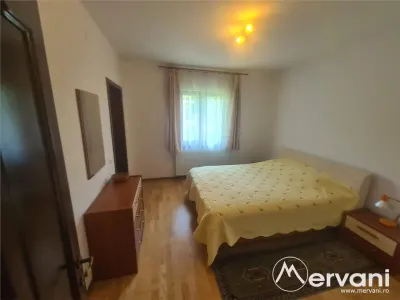 Vila de vanzare in Breaza - Zona Liceul Militar - foto 23