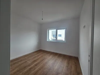 Vila insiruita - Popas Pacurari - foto 3