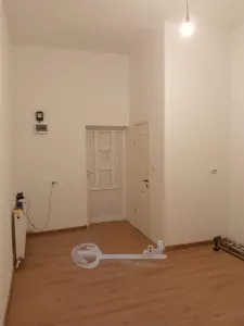 Spatiu comercial, Ultracentral-Tg. Cucu, 20mp, posibilitate extindere - Iasi