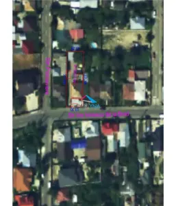 Zona Mall ( Primaverii), casa cu 503 mp teren. - Bacau