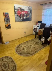 Apartament 3 camere, semidecomandat - zona Florilor - Brasov