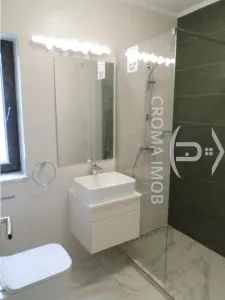 Inchiriere apartament 3 camere, de lux cu gradina, zona Nord, Cartier Albert - foto 17