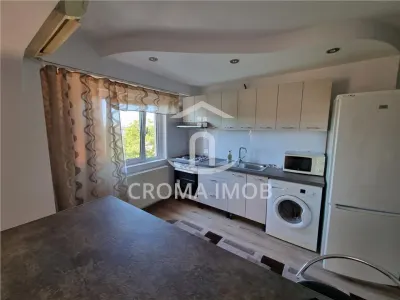 Inchiriere Apartament 3 camere Republicii - foto 4