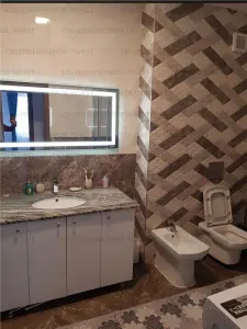 Apartament 3 camere, decomandat - zona Tractorul - foto 12