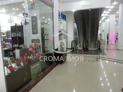 Spatii comerciale, 10 -12  Euro/mp Ploiesti - Ploiesti